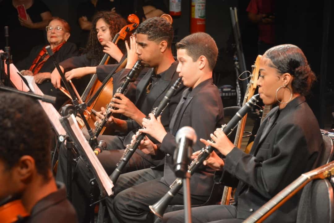 Repertório Erudito, Popular MPB, Bossa Nova, Jazz , Choro e Gospel.